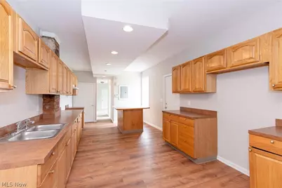 6716 Fullerton Avenue, Loveland, OH 44105 - Photo 7