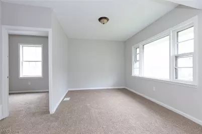 6716 Fullerton Avenue, Loveland, OH 44105 - Photo 3