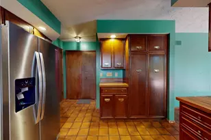 8495 Painesville Warren Rd, Concord Twp, OH 44077 - Photo 9