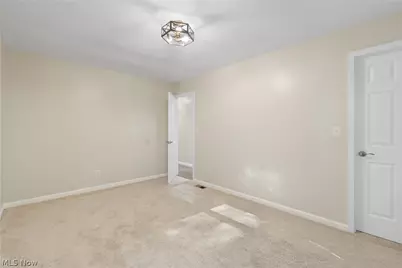 1075 River Road, Lake Milton, OH 44429 - Photo 15