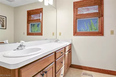 1820 Hampton Run #3, Grandview Heights, OH 44147 - Photo 39