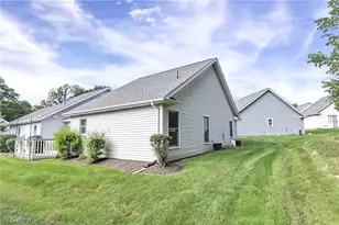 1820 Hampton Run, Grandview Heights, OH 44147 - Photo 7