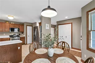 1820 Hampton Run, Grandview Heights, OH 44147 - Photo 17