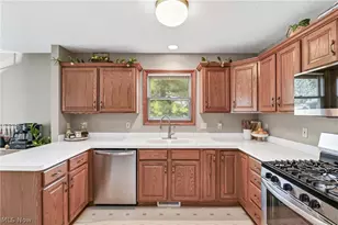 1820 Hampton Run, Grandview Heights, OH 44147 - Photo 13
