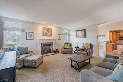9185 Stonebriar Lane, North Ridgeville, OH 44039 - Photo 15