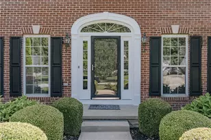 9185 Stonebriar Ln, North Ridgeville, OH 44039 - Photo 3