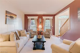 9185 Stonebriar Ln, North Ridgeville, OH 44039 - Photo 5
