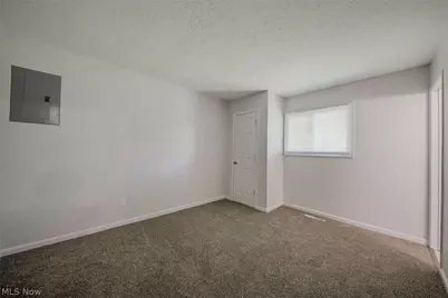 24360 Uppingham Road, Huber Heights, OH 44146 - Photo 13