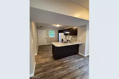 7717 Colgate Avenue, Loveland, OH 44102 - Photo 5