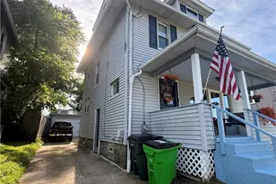 203 24th St NW, Barberton, OH 44203 - Photo 5