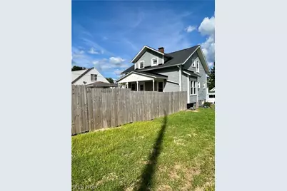 134 N Market Street, St Clairsville, OH 43950 - Photo 3