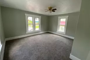 946 Bank St, East Liverpool, OH 43920 - Photo 11