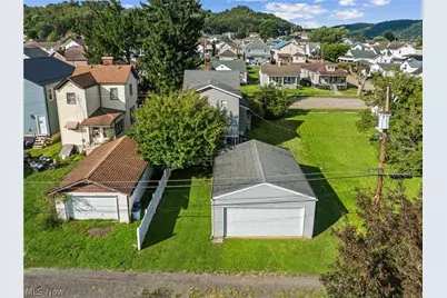 226 W 42nd Street, Shadyside, OH 43947 - Photo 23