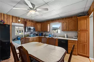 226 W 42nd St, Shadyside, OH 43947 - Photo 7
