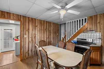 226 W 42nd Street, Shadyside, OH 43947 - Photo 9