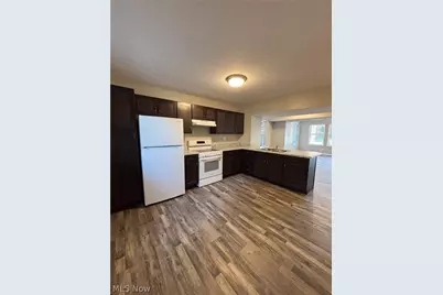 7725 Colgate Avenue, Loveland, OH 44102 - Photo 9