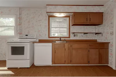 277 Gillett Street, Painesville, OH 44077 - Photo 11