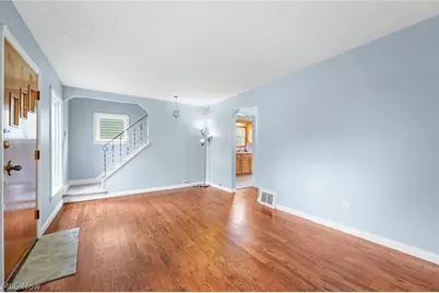 5721 Delora Avenue, Loveland, OH 44144 - Photo 7