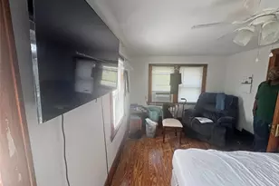 950 Snyder St, Akron, OH 44307 - Photo 21