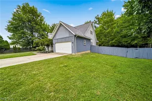 1088 Ashwood Ln, Medina, OH 44256 - Photo 5