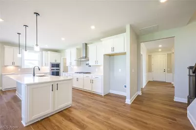 23864 Heatherstone Trail, Columbia Station, OH 44028 - Photo 5