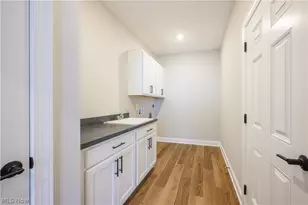 23864 Heatherstone Trl, Columbia Station, OH 44028 - Photo 17