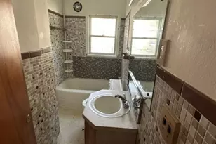 2224 Coral Sea, Youngstown, OH 44511 - Photo 7