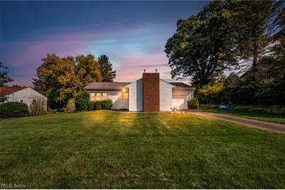 1011 39th Street NE, Canton, OH 44714 - Photo 1