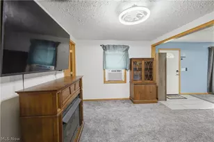 1057 Center Rd, Clinton, OH 44216 - Photo 5