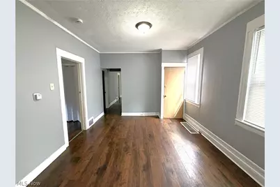 3230 W 31st Street, Loveland, OH 44109 - Photo 7