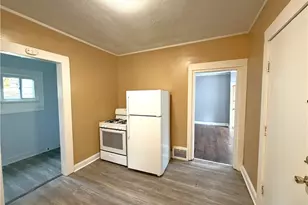 3230 W 31st St, Loveland, OH 44109 - Photo 5