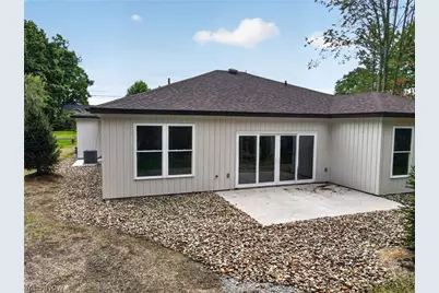314 Morgan Terrace, Roaming Shores, OH 44084 - Photo 5