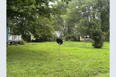 21293 Lake Park Boulevard, Alliance, OH 44601 - Photo 3
