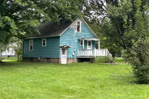 21293 Lake Park Blvd, Alliance, OH 44601 - Photo 5