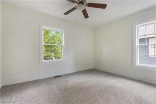 156 E Mapledale Ave, Akron, OH 44301 - Photo 19