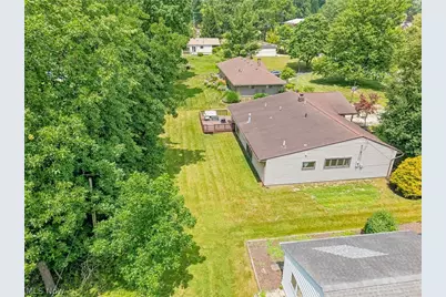 8160 Joyce Road, Grandview Heights, OH 44147 - Photo 39