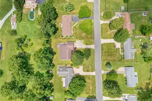 8160 Joyce Rd, Grandview Heights, OH 44147 - Photo 41
