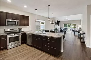 258 Silver Spg Cir, Elyria, OH 44035 - Photo 9