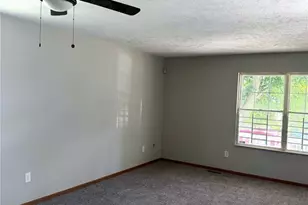 10011 Hulda Ave, Loveland, OH 44104 - Photo 5
