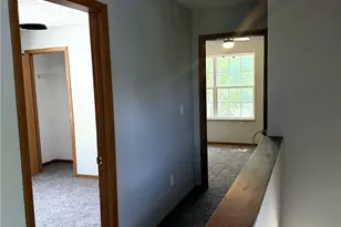 10011 Hulda Ave, Loveland, OH 44104 - Photo 21