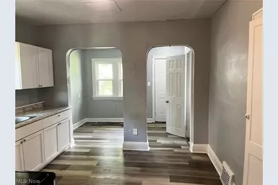 681 Moreley Avenue, Akron, OH 44320 - Photo 5