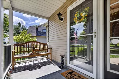 38408 Piccadilly Square, Willoughby, OH 44094 - Photo 5