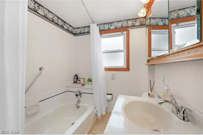 1111 Spring Road, Loveland, OH 44109 - Photo 33