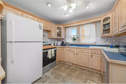 1111 Spring Road, Loveland, OH 44109 - Photo 25