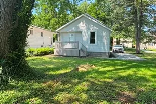 1079 Peerless Ave, Akron, OH 44320 - Photo 11