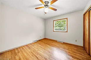 9225 Willson Dr, Chagrin Falls, OH 44023 - Photo 17