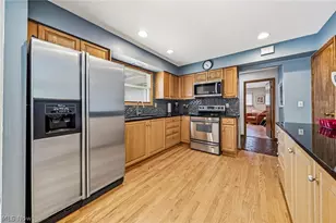 9225 Willson Dr, Chagrin Falls, OH 44023 - Photo 11