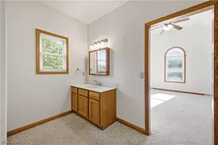 9802 Sharrott Rd, Poland, OH 44514 - Photo 15