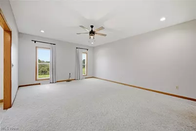 9802 Sharrott Road, Poland, OH 44514 - Photo 5