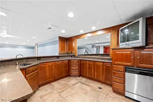 6232 Oak Point, Lorain, OH 44053 - Photo 35
